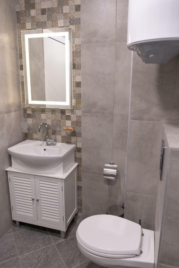 La Familia Apartments Варна Екстериор снимка